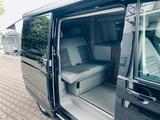 Volkswagen T5 California 4Motion - Volkswagen T6 California: Schwarz