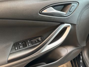 MYAUTOCENTER – Gebraucht- und Jahreswagen mit Werkstattservice in Pfaffenhofen Opel Astra *TEMPO*KLIMA*NAV*LED*StandHZ*
