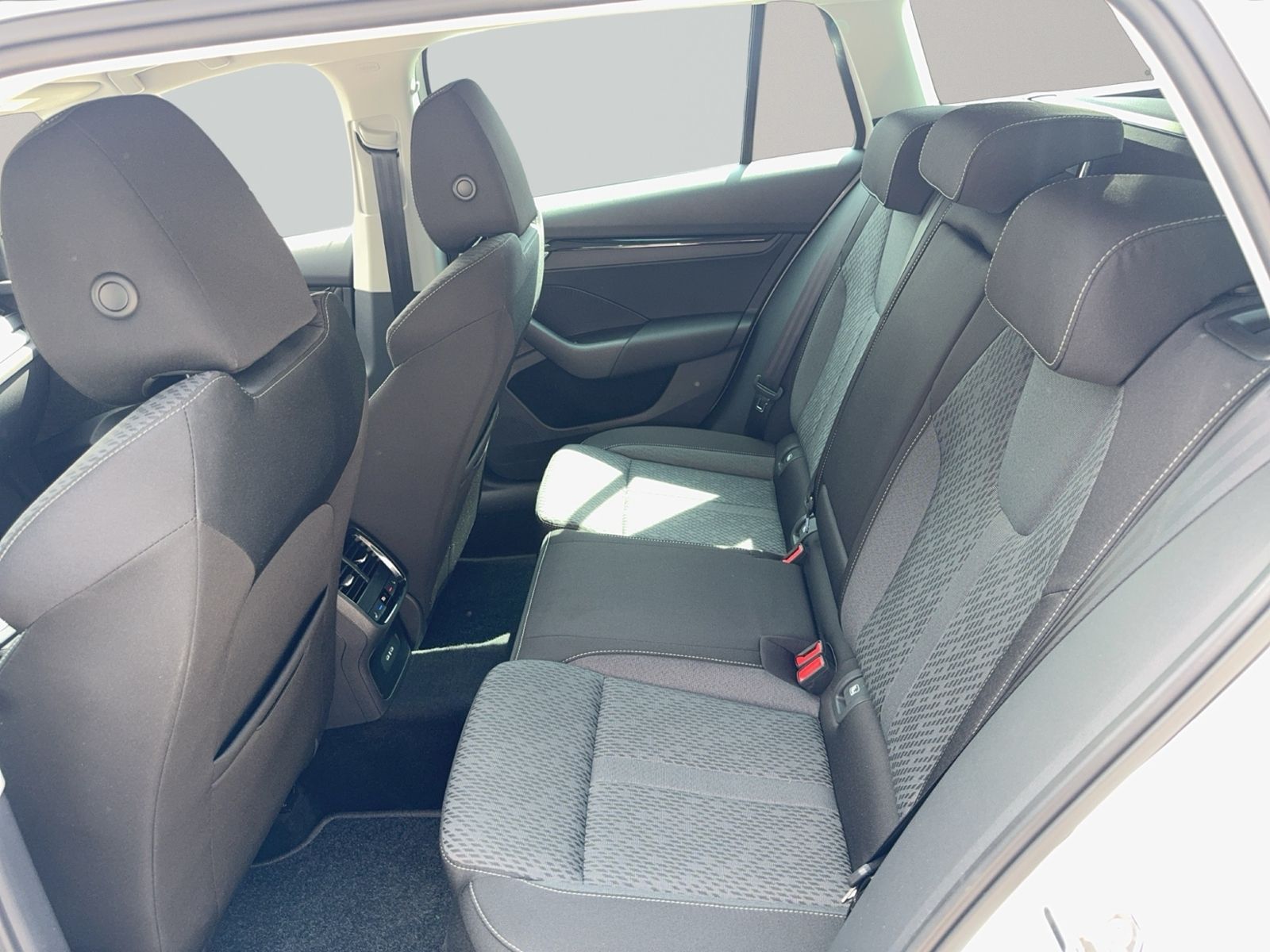 Octavia Combi 2.0 TDI DPF Ambition 4x4, Business