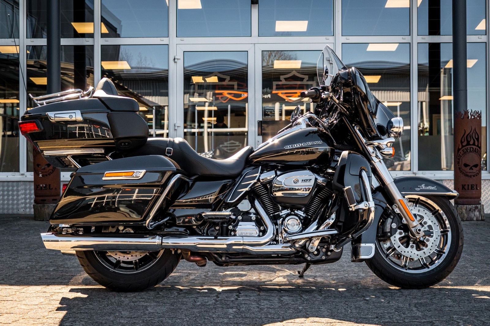 Fahrzeugabbildung Harley-Davidson ELECTRA GLIDE ULTRA LIMITED FLHTK 107 CUI