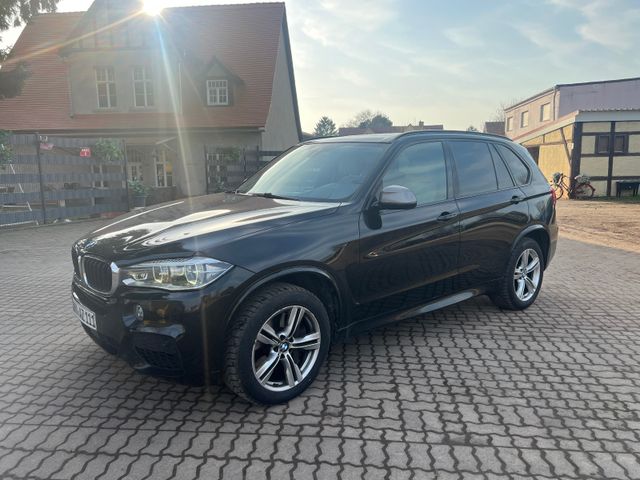 BMW X5 M50 M50d Panorama Headup LED DAB 360° VOLL