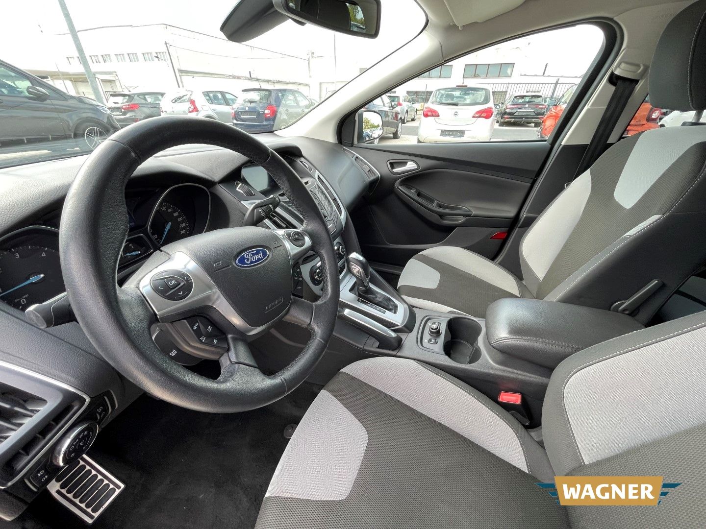 Fahrzeugabbildung Ford Focus Turnier Champions Edition 2.0 TDCi DPF