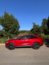 Jaguar F-PACE 2.0d Prestige AWD|Panorama|Kamera - Jaguar Gebrauchtwagen in Hamburg