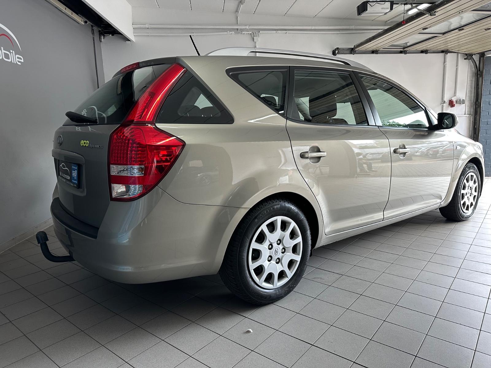 Kia cee'd Sportswagon 1.6 CRDi/6 Gang/AHK/Euro 5