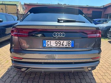 Audi Q8 - 4
