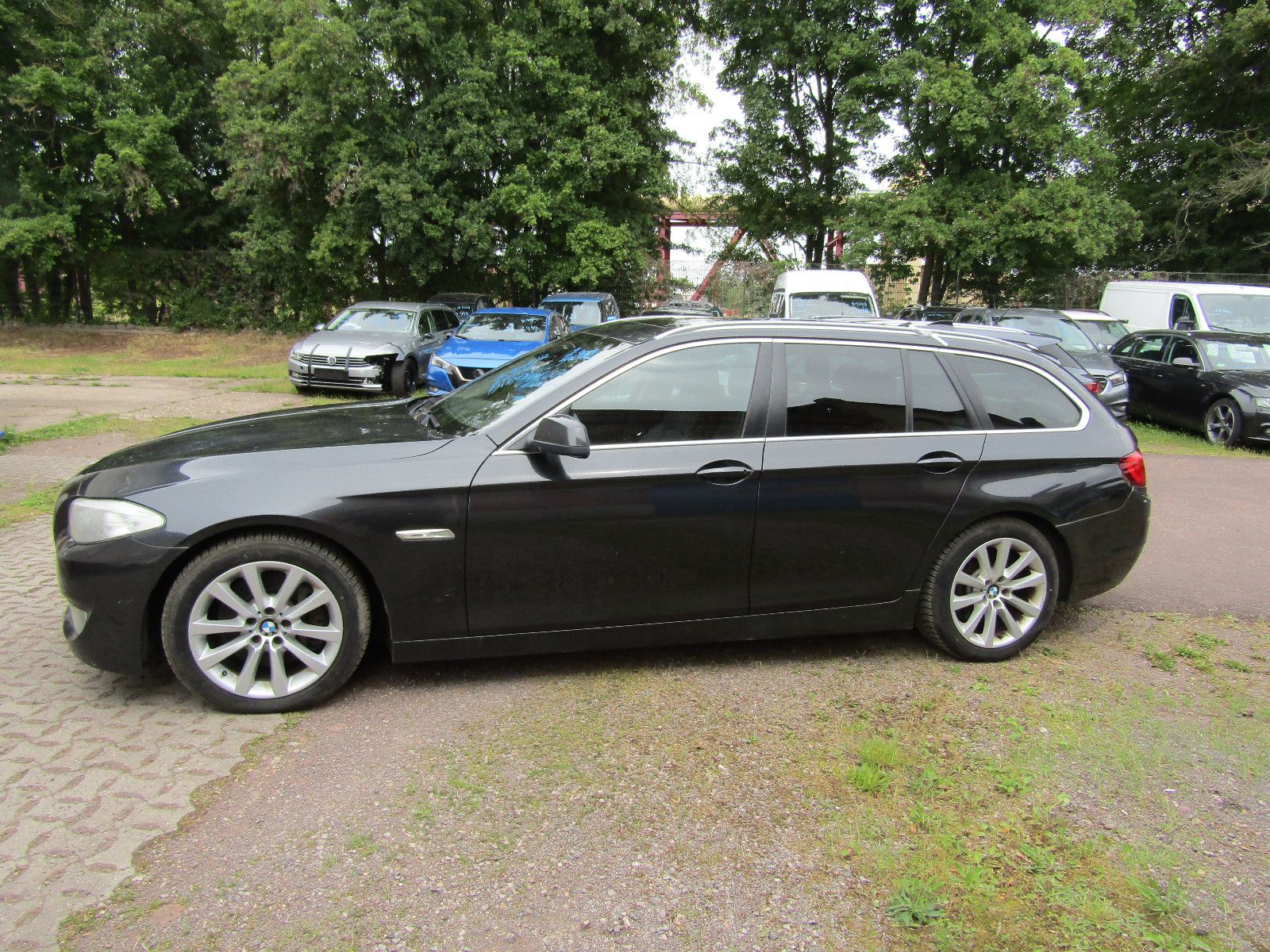 BMW 530 d 5 Touring xDrive ALLRAD LEDER Automatik