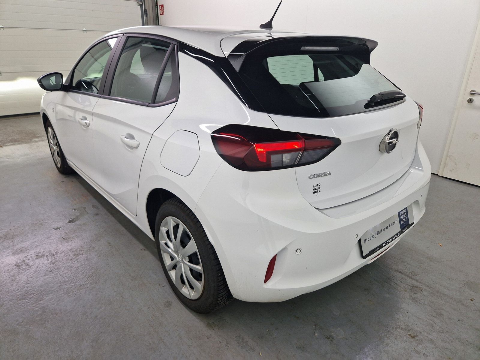 OPEL Corsa  F1.2 Turbo Edition – Bild 2