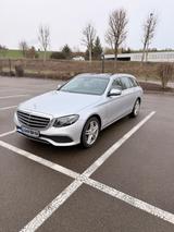 Mercedes-Benz E 400 4MATIC T EXCLUSIVE Autom. EXCLUSIVE - Mercedes-Benz E 400 Kombi Gebrauchtwagen