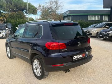 Volkswagen Tiguan - 10