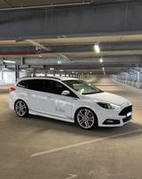 Ford Focus 2,0TDCi ST Leder-Sport-Paket Turnier ST - Ford Focus mit Diesel-Antrieb: Sport