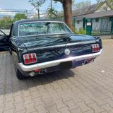 Ford Mustang Oldtimer - Ford Mustang Oldtimer mit Benzin-Antrieb