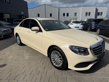 Mercedes E 200 - 3