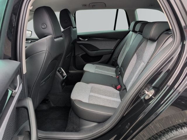 Octavia Combi 1.5 TSI Selection LED+NAVI+RFK+ACC