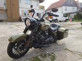Harley-Davidson Road King Special - Harley-Davidson Road King Special