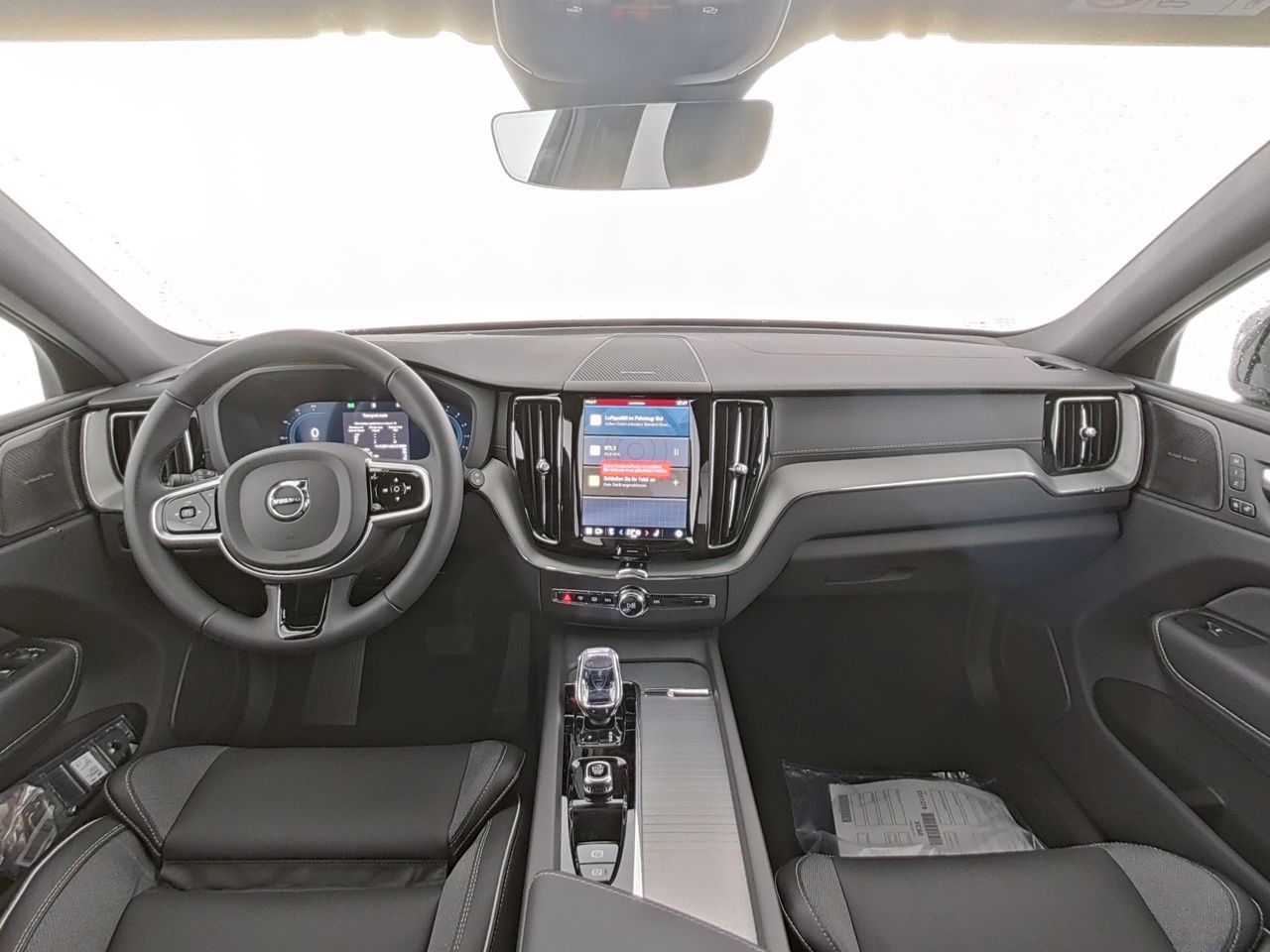 Fahrzeugabbildung Volvo XC 60 B5 Ultra Black Edition AWD |