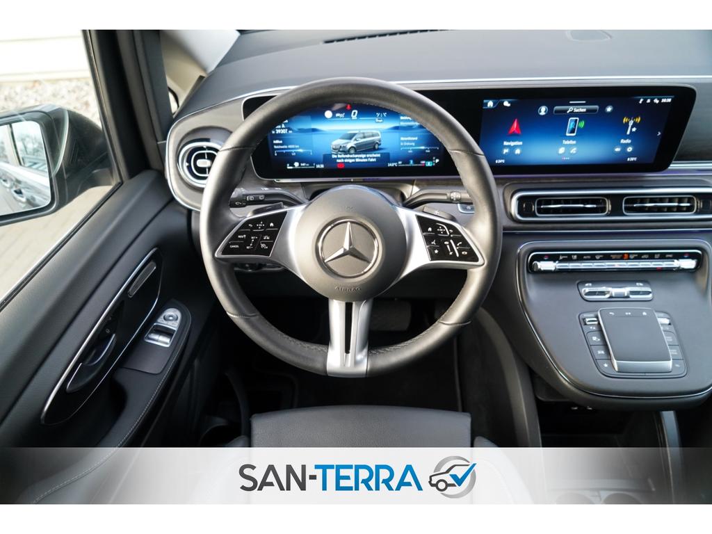 Mercedes-Benz V 220