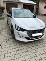 Peugeot e-208 136 GT Pack GT Pack - Peugeot e-208 von privat