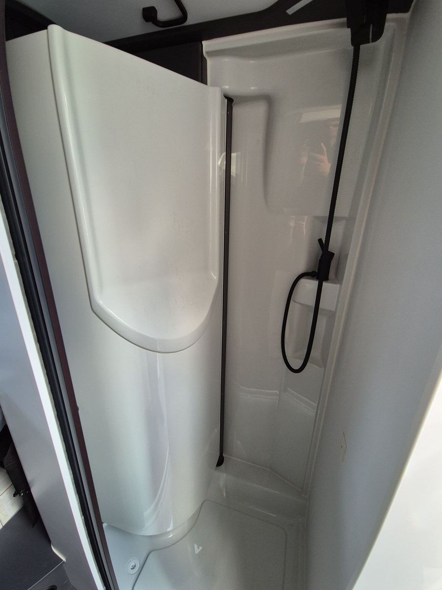 Fahrzeugabbildung Adria Twin Supreme 600 SPB Luftfeder,Dachklima,Pano