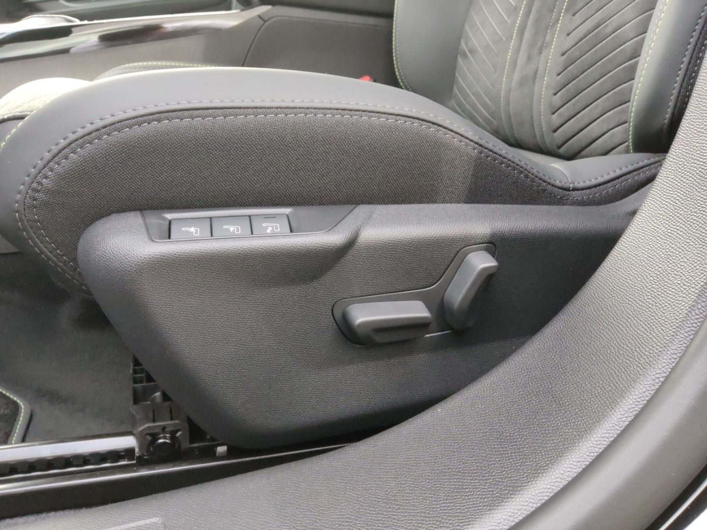 Peugeot 2008 - Bild 17