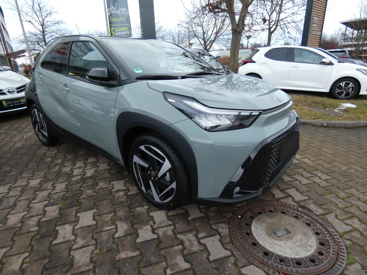 Toyota Aygo X 1.5 l Hybrid Teamplayer LED, Klima