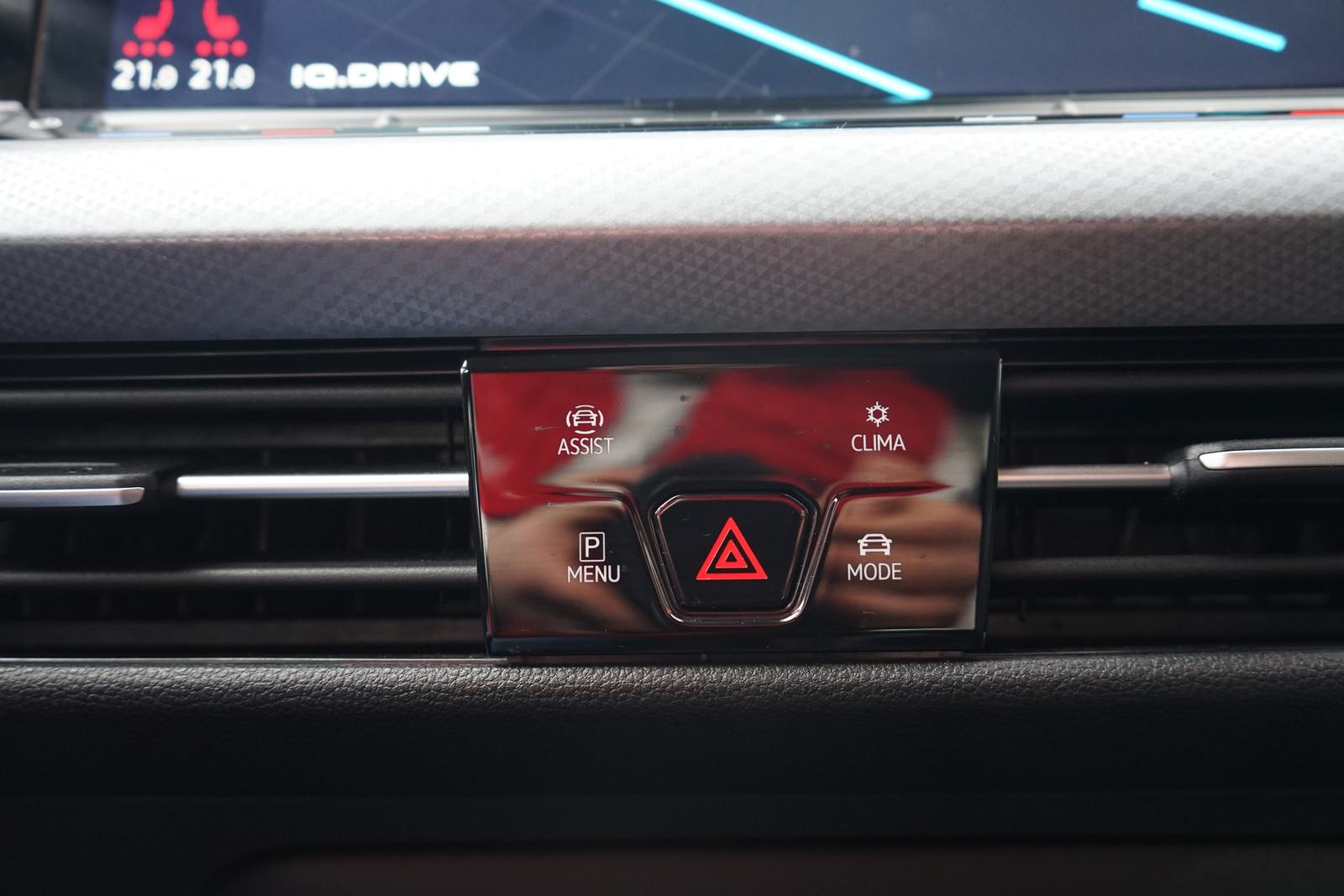 Volkswagen Golf VIII 1.5 TSI Life LED Navi Sitzheizung DAB, миниатюра 11