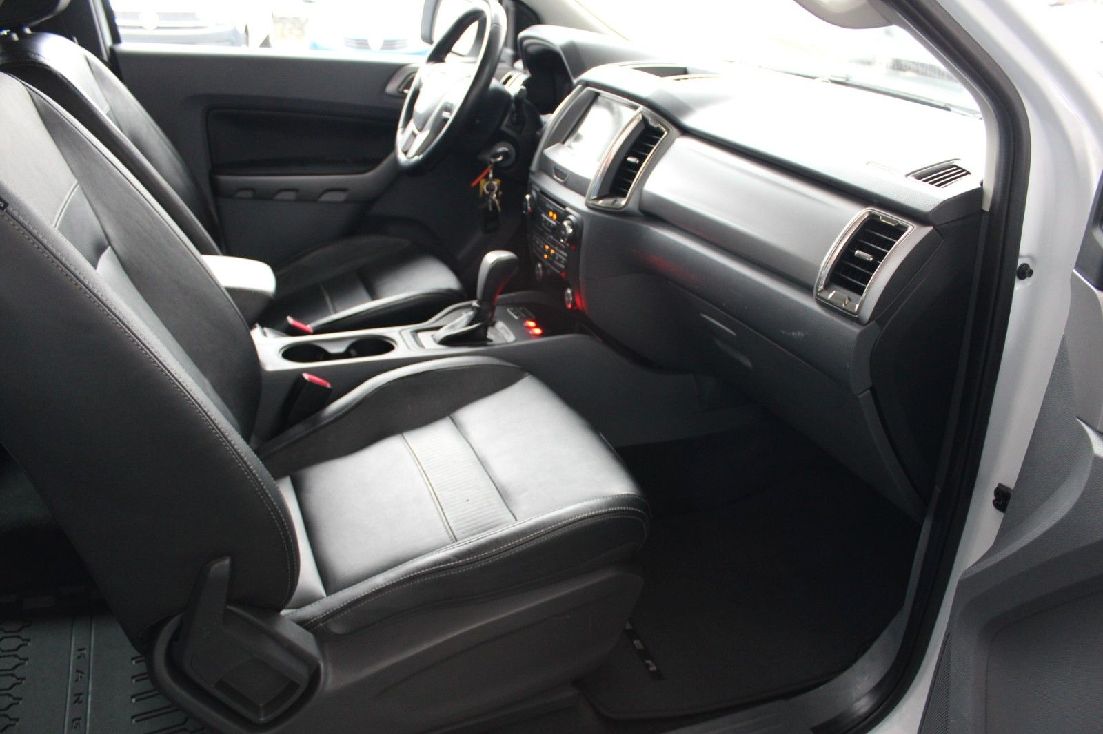Ford Ranger 3.2 TDCi Limited Extrakabine Standheizung foto 21
