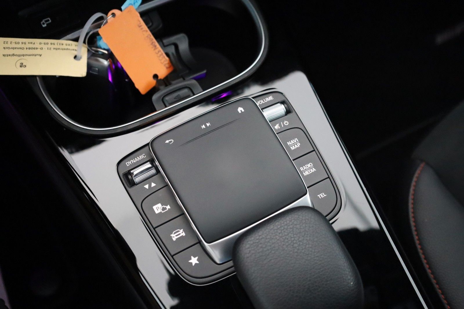Fahrzeugabbildung Mercedes-Benz CLA 200d SB, AMG line,T.Leder,Navi,LED,SH, SR+WR