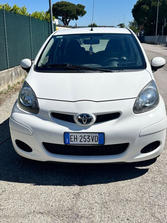 Toyota Aygo (X)