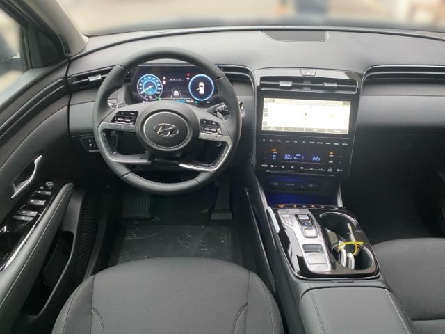 Fahrzeugabbildung Hyundai Tucson Trend Hybrid 1.6 2WD Assistenz-Paket+Lage