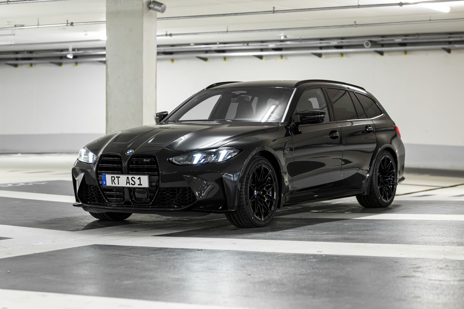 BMW M3 xDrive Competition Touring|Track|Innovation