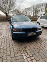 BMW E46 320i 170ps - BMW 320 aus 2003: Kombi