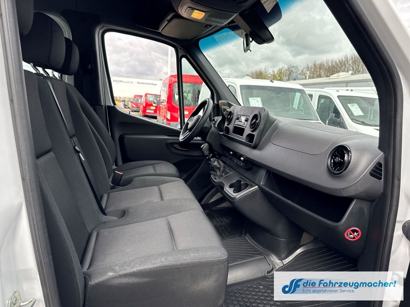 Fahrzeugabbildung Mercedes-Benz Sprinter III Tourer RWD AWD 311 CDI L2 DAB Tel.-