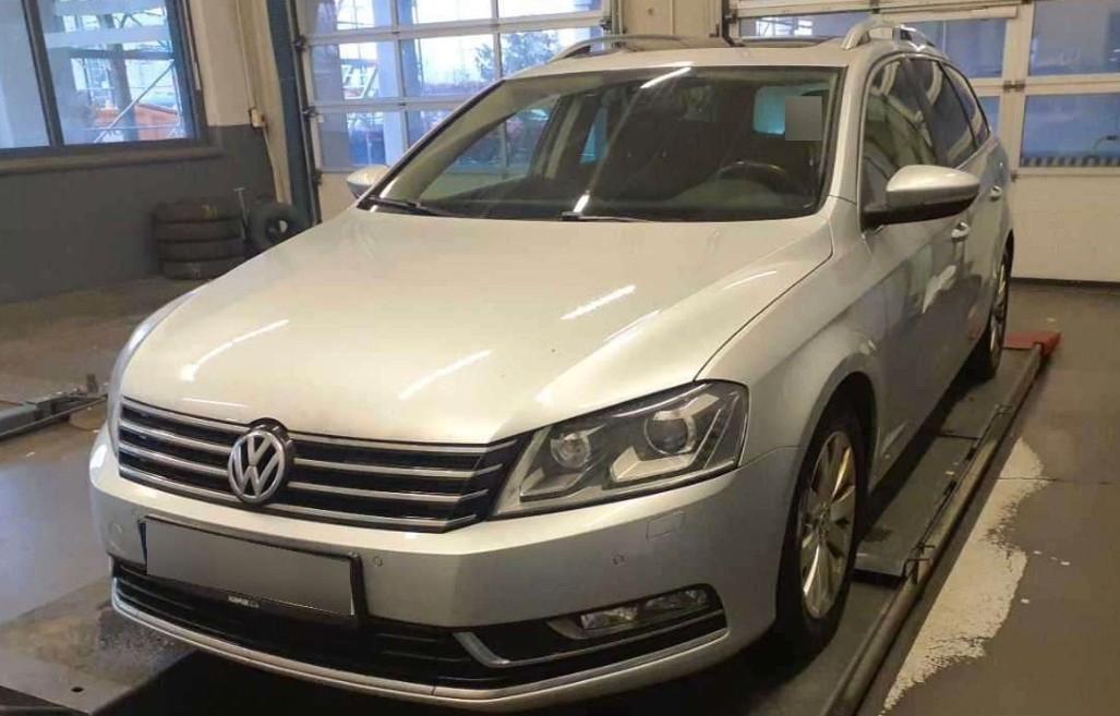 Volkswagen Passat Variant BlueMotion 4Motion ° Panorama °