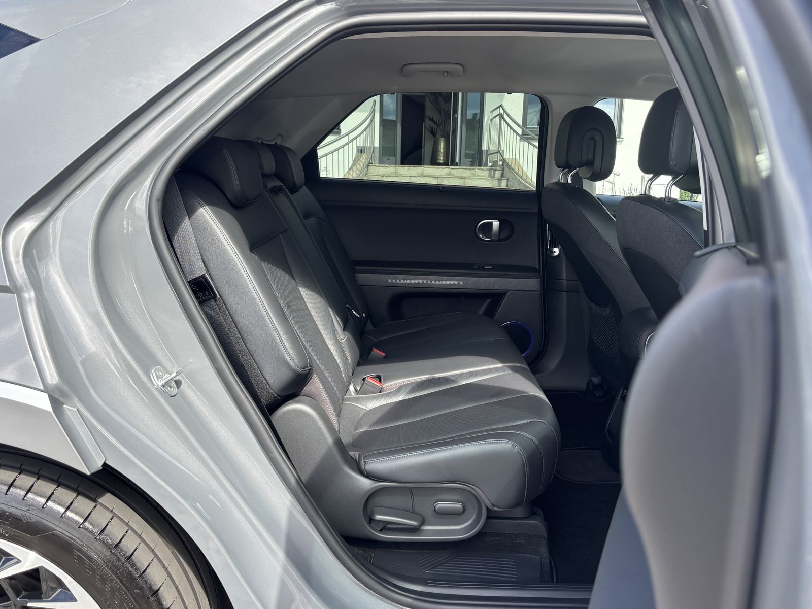 Hyundai Ioniq 5 Uniq 4WD PIXEL HUD SOLAR 360° RELAX AHK foto 11