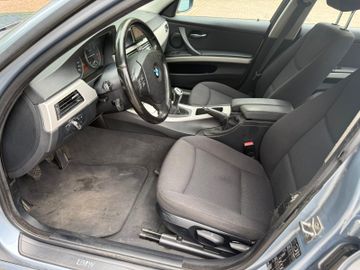 BMW 318 - 8