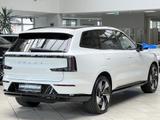 Volvo EX90 Twin Perf AWD Ultra 7-Si*111kWh*360*B&W*AHK - weiße Volvo EX90