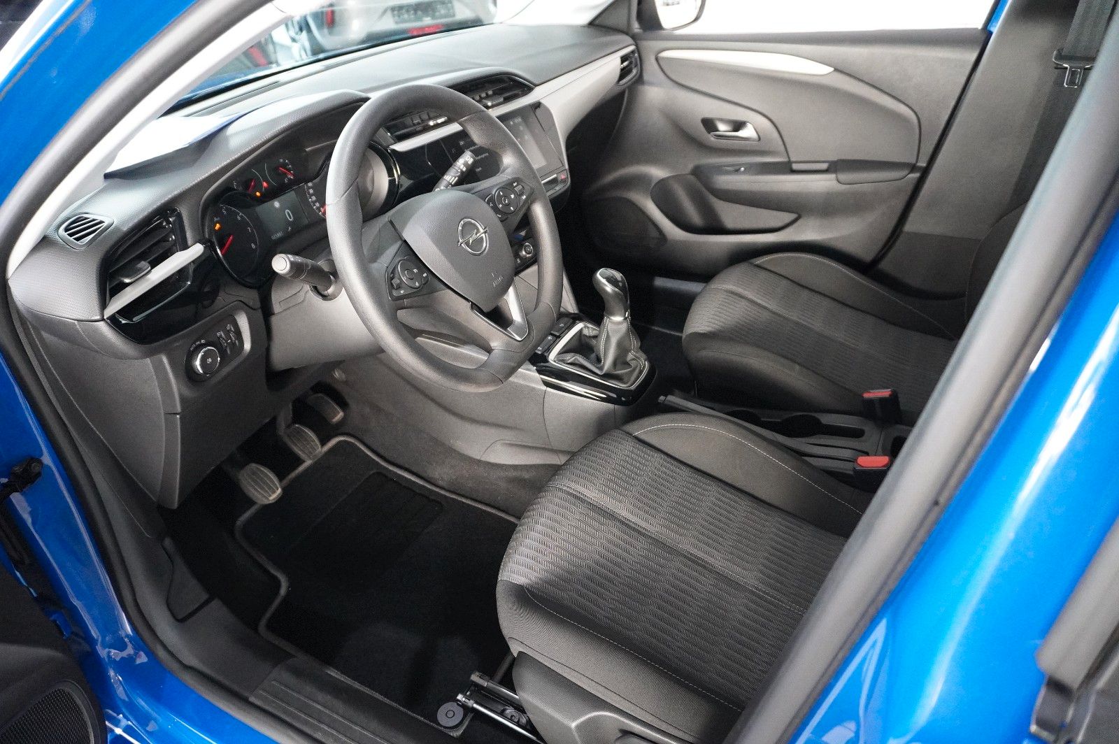 Fahrzeugabbildung Opel Corsa F 1.2 EDITION NAVI/KAMERA/TEMP./PDC/DAB+