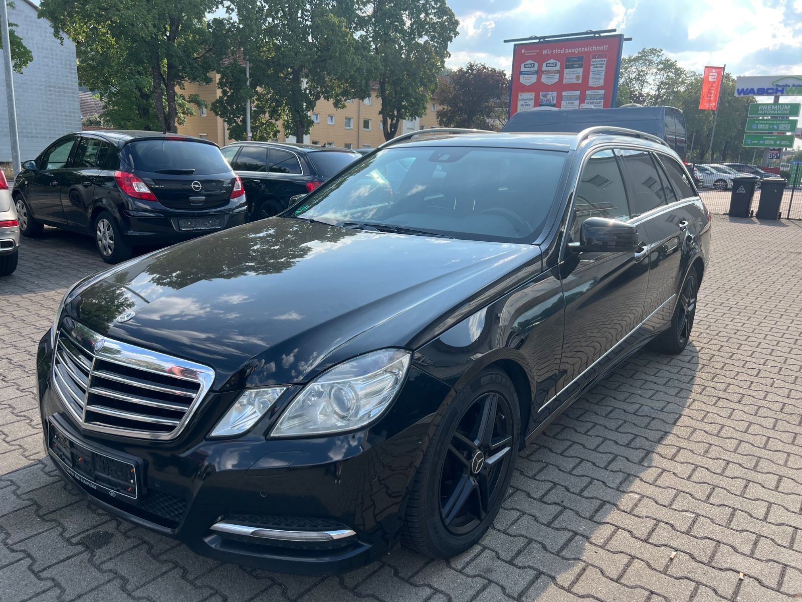 Mercedes E 220 - 1