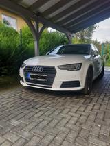 Audi A4 40 TFSI S tronic Avant - - Audi A4 in Bonn