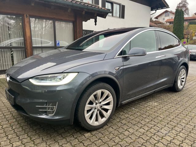 Tesla Model X 75D Dual AWD autonome Module freigeschal