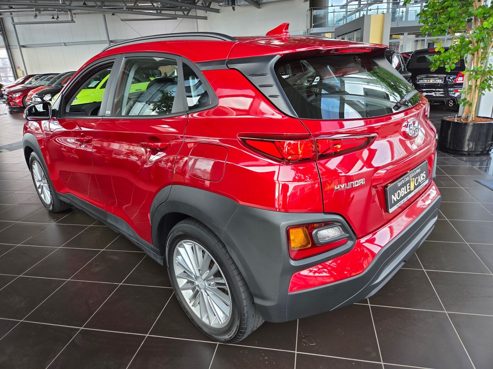 Fahrzeugabbildung Hyundai KONA Trend 1.6 T-GDI 2WD NAVI SHZ LKHZ RFK
