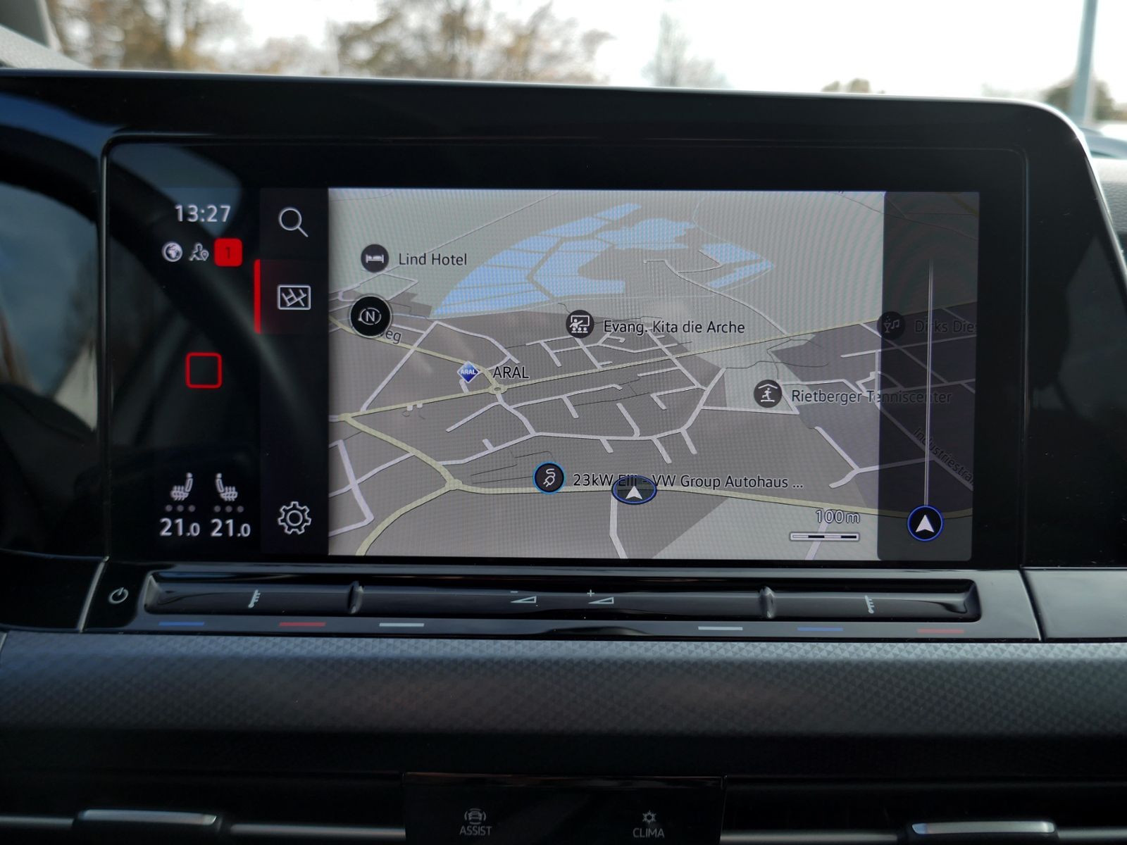 Fahrzeugabbildung Volkswagen Golf VIII Active 2.0 TDI DSG | LED AHK RFK ACC