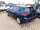 Volkswagen Golf VIII Lim. Life Navi LH SH Klima Appel CarPl - Volkswagen Golf Viii mit Benzin-Antrieb