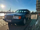 Mercedes-Benz W124 230TE Automatik H-Zulassung - Mercedes-Benz 230 Gebrauchtwagen in Hamburg