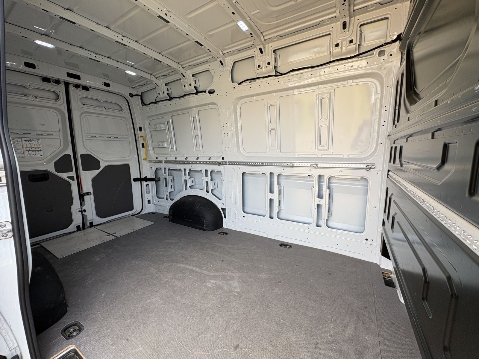 Volkswagen Crafter - Bild 14