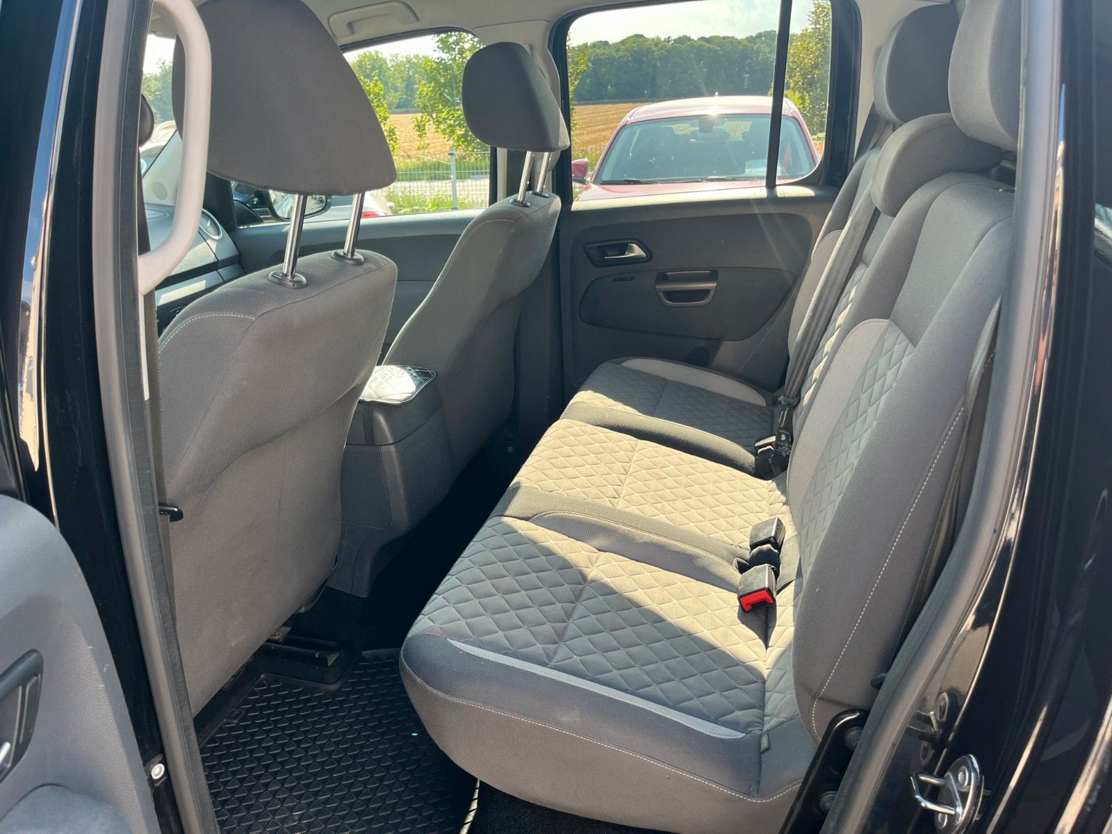 Fahrzeugabbildung Volkswagen Amarok 2.0 TDI Atacama DoubleCab 4Motion Hardtop