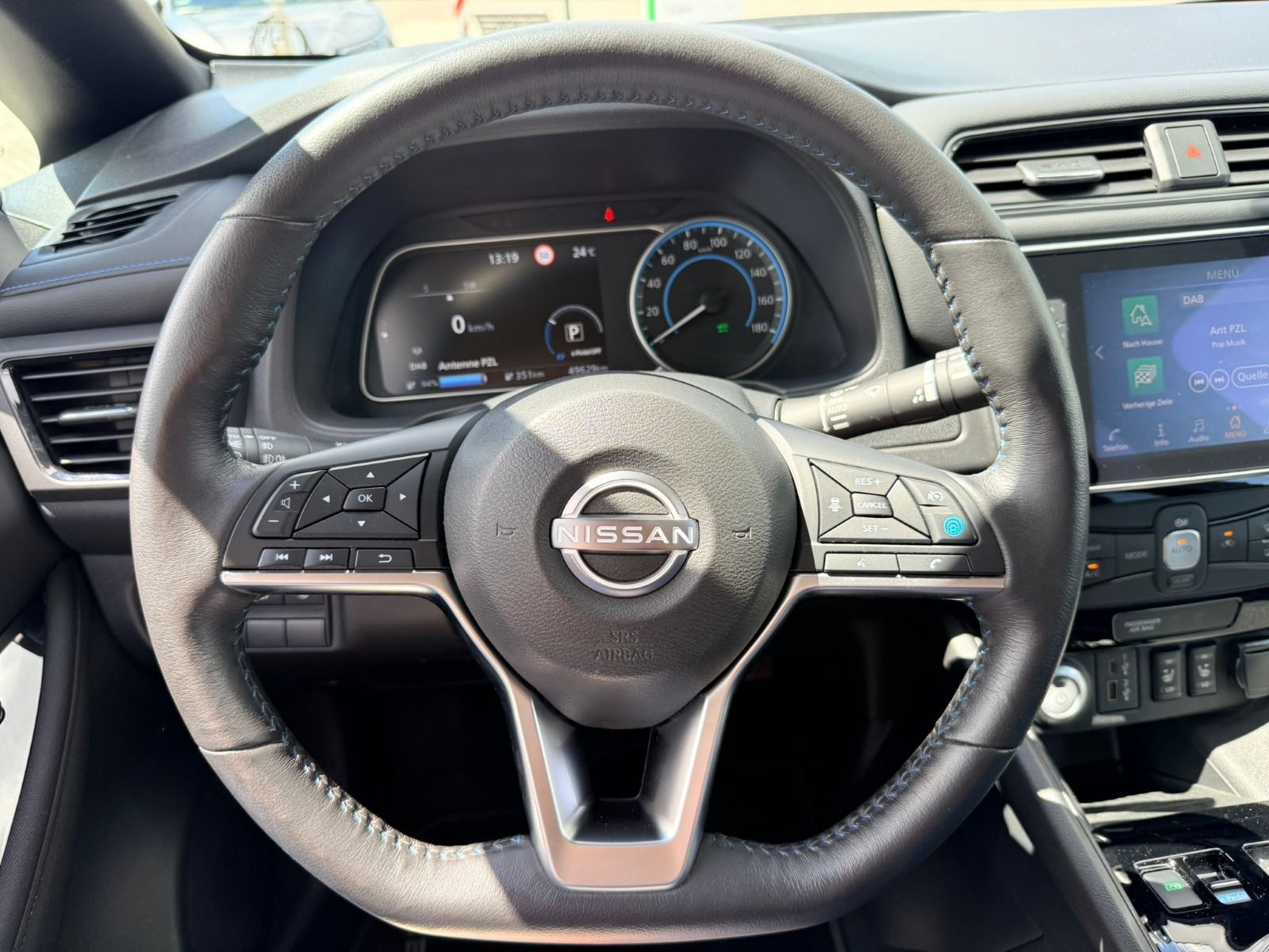 Fahrzeugabbildung Nissan Leaf Connecta 62kWh*LED*360°Cam*Wärmepumpe