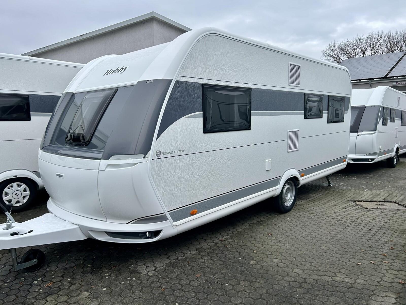 Hobby De Luxe 540 UL Mover / Autark / TV Halter