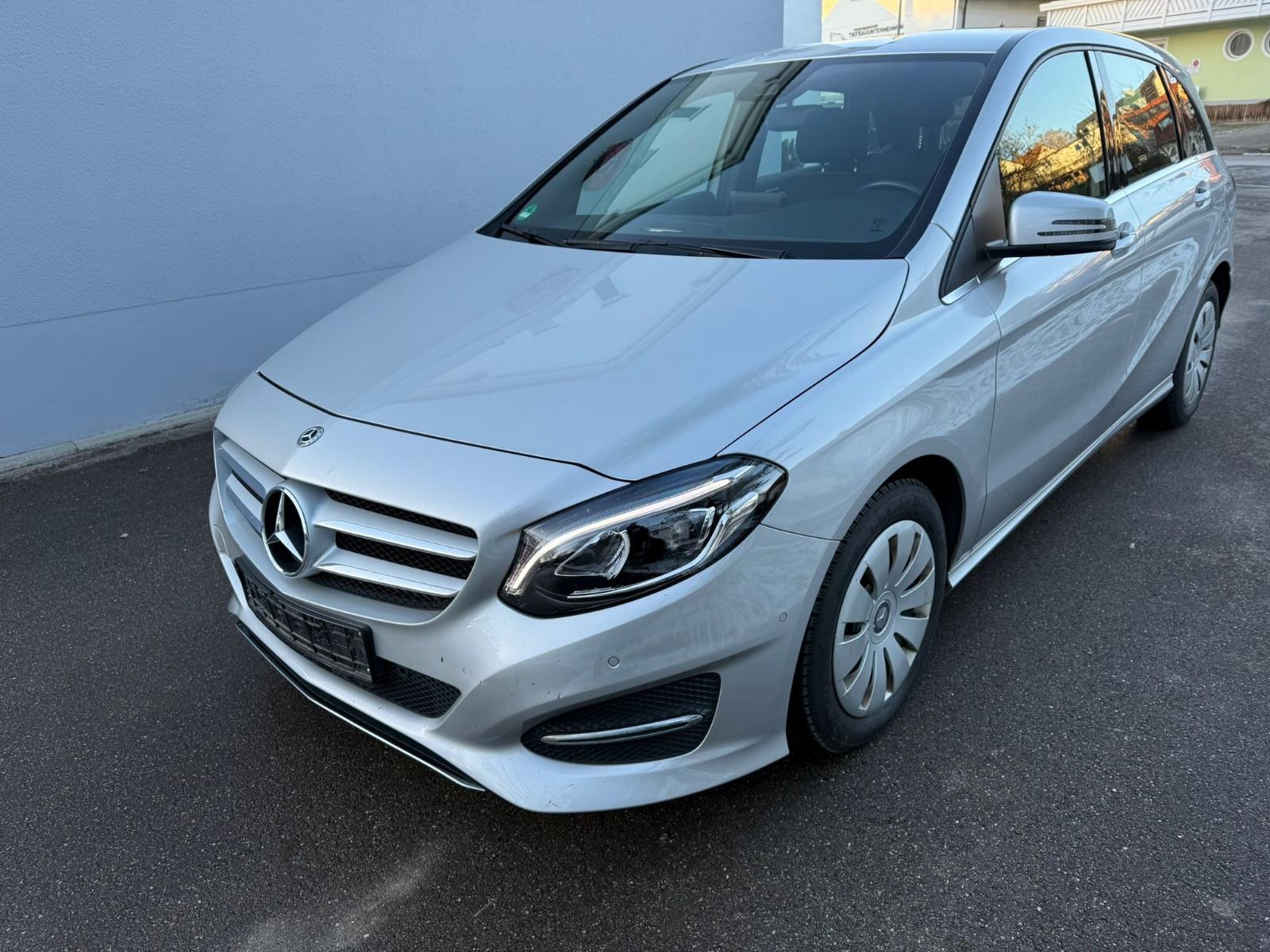 Mercedes-Benz B 180 B B 180 Urban Style Edition