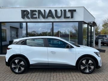 Renault Megane E-Tech Equilibre EV40 130hp boost charge